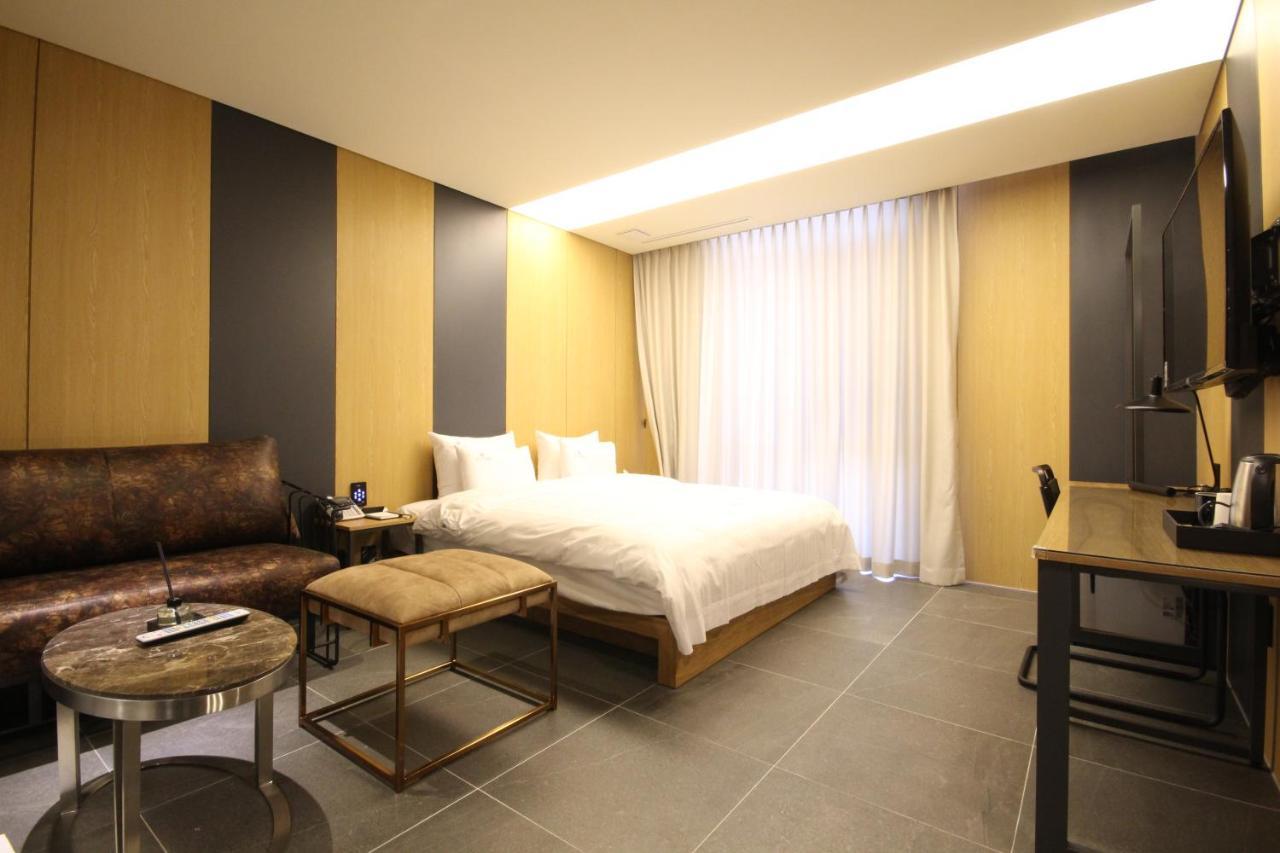 Hotel Eco Stay Jeonju Exterior foto